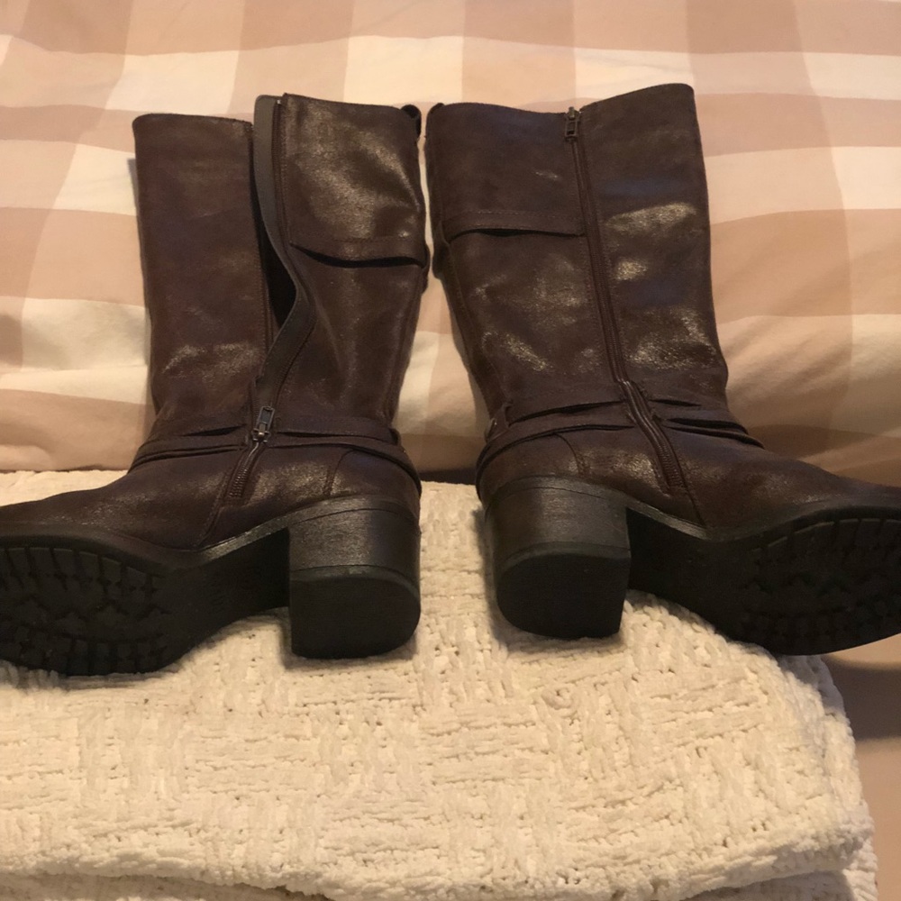 MIA boots